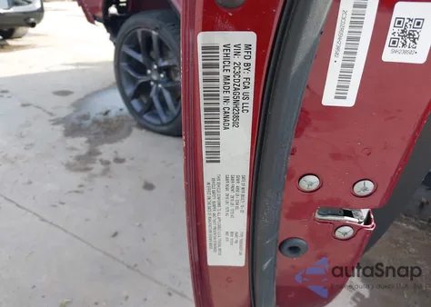 2022 Dodge Challenger Sxt z USA, uszkodzony, nr VIN 2C3CDZAG5NH238502